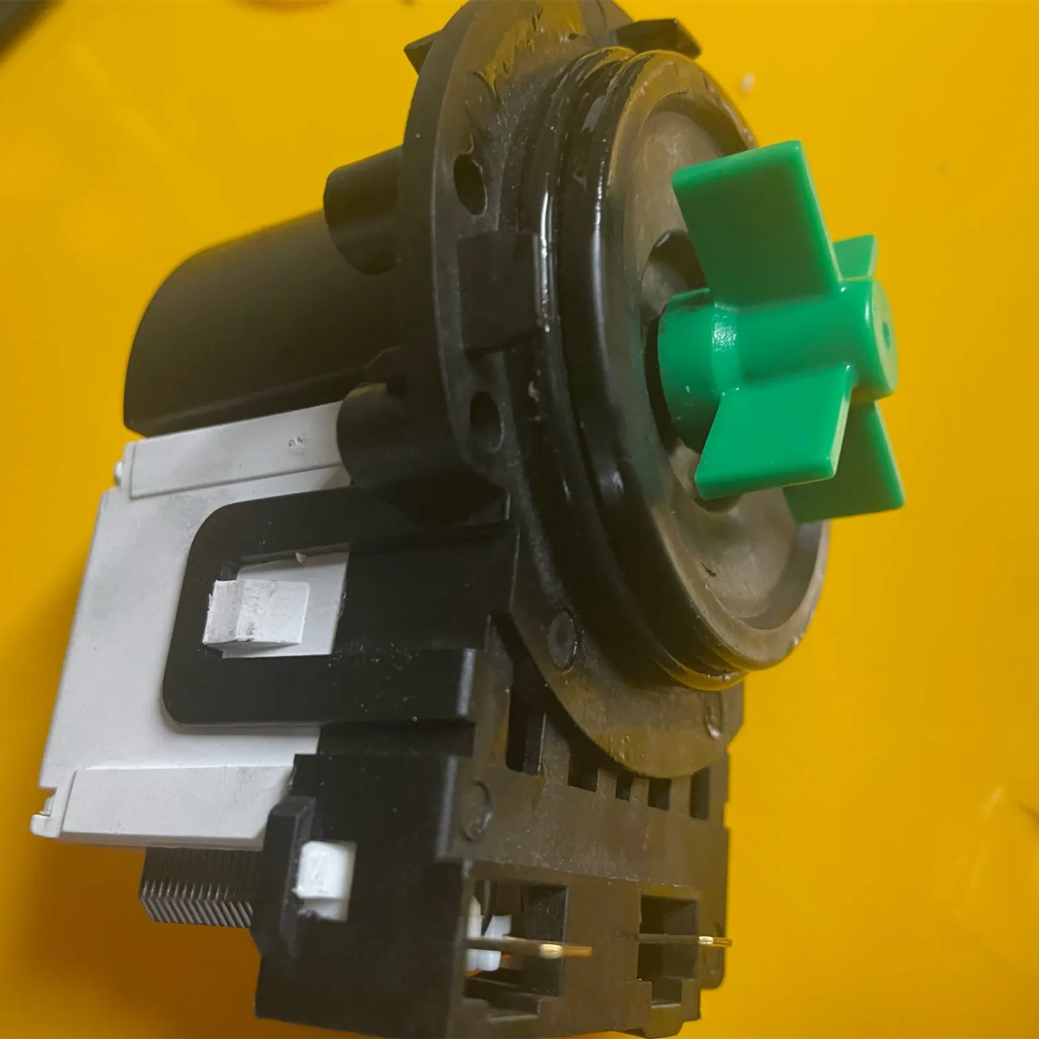 Motor Bomba Drenaje Lavadora LG BPX2-7 BPX2-8 30W | prologyc.es